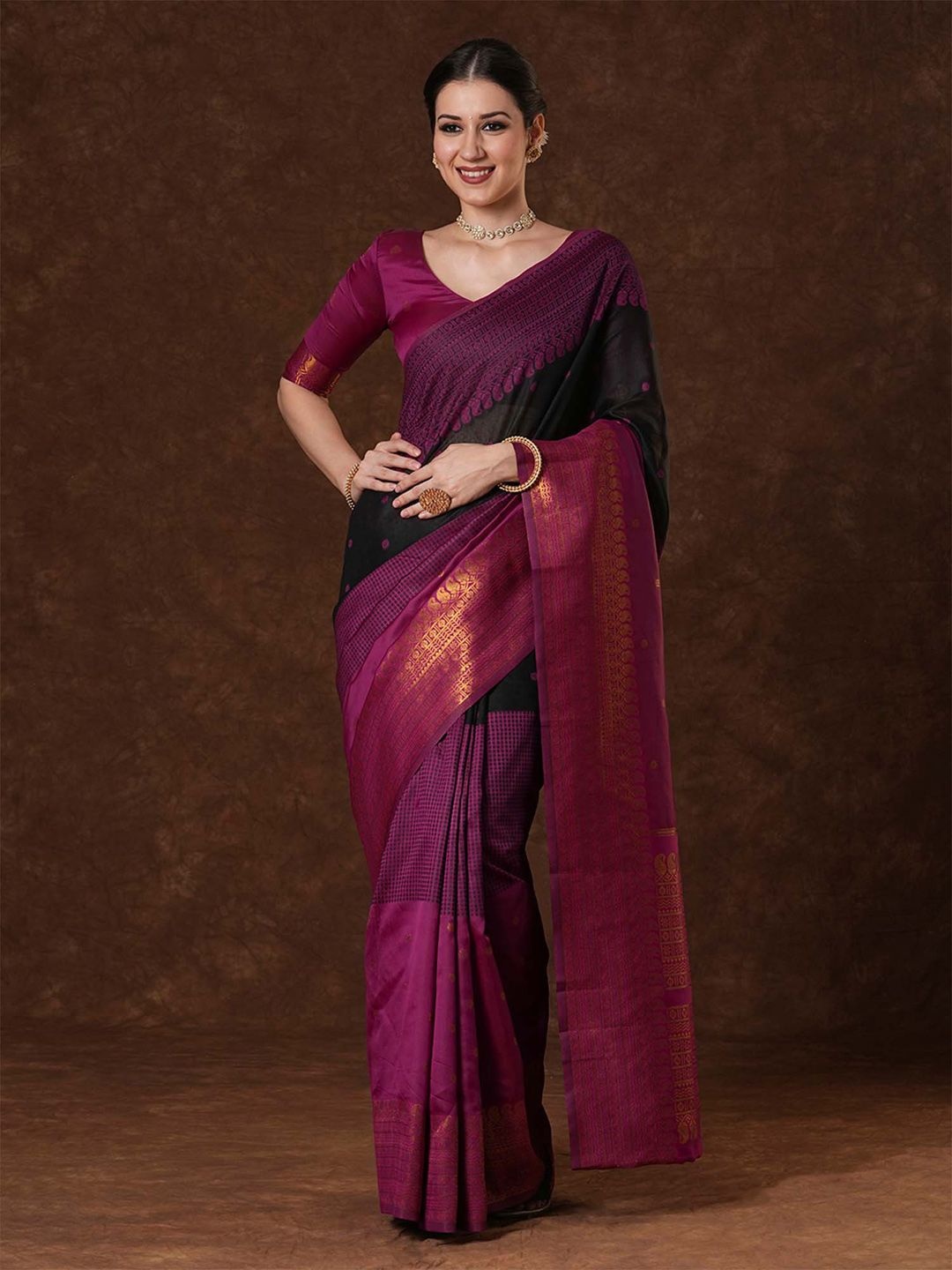 

Saree mall Checked Zari Venkatgiri Sarees, Black