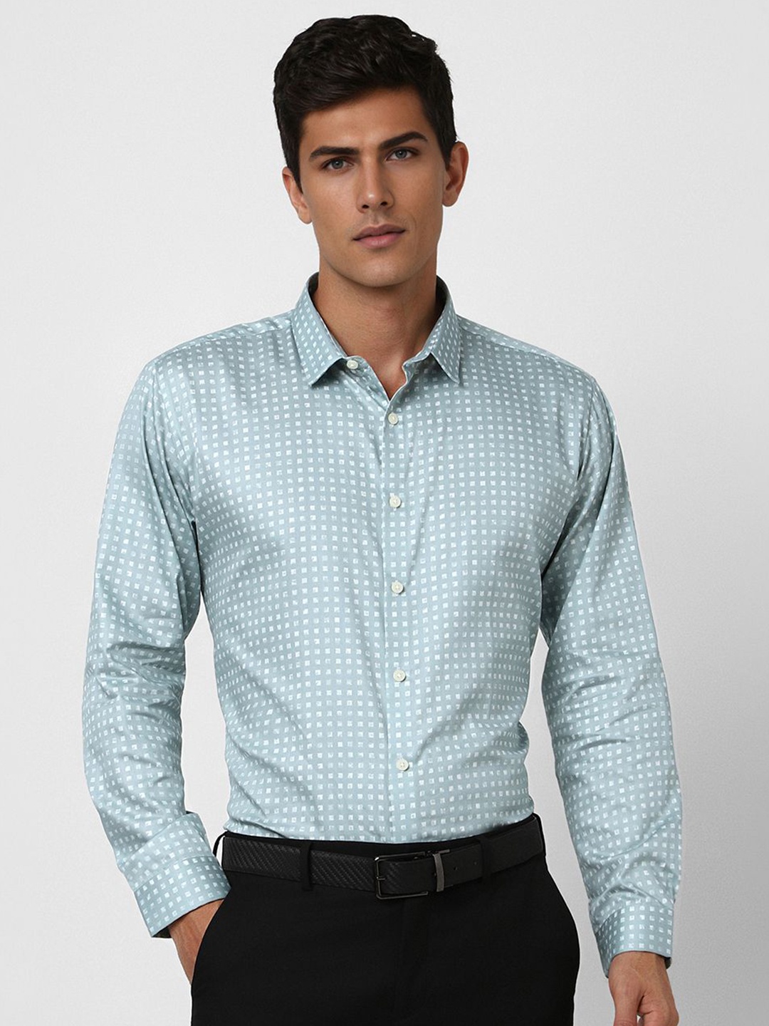 

V Dot Men Slim Fit Spread Collar Geometric Printed Cotton Formal Shirt, Blue