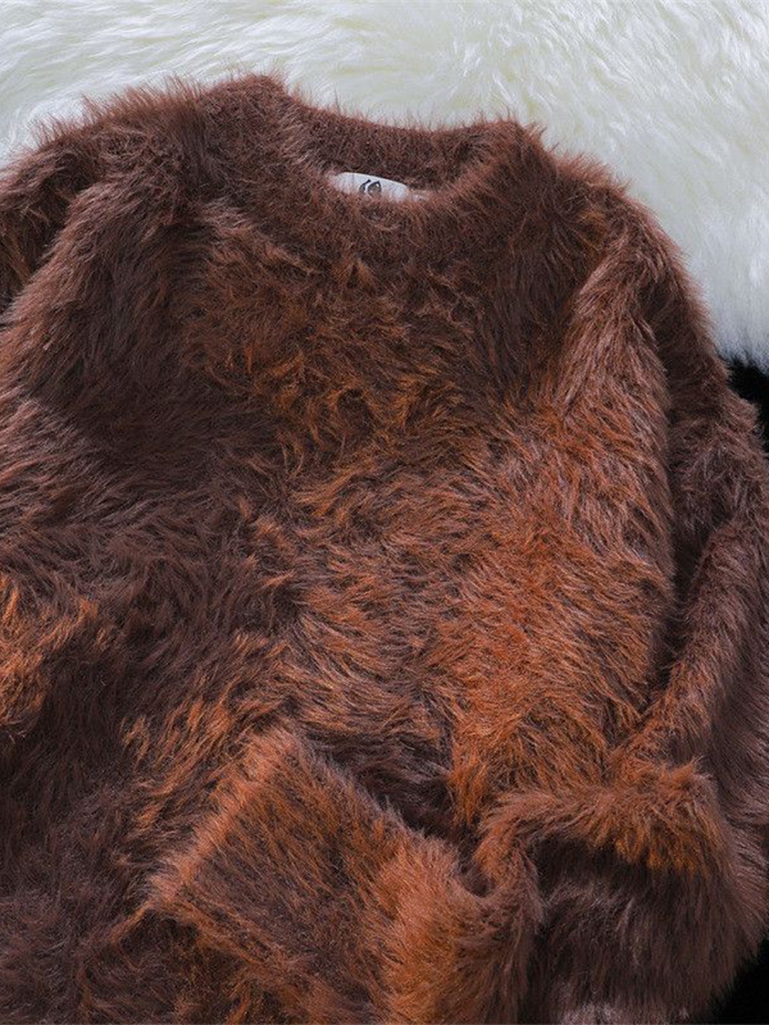 

DressBerry Men Round Neck Long Sleeves Pullover, Brown