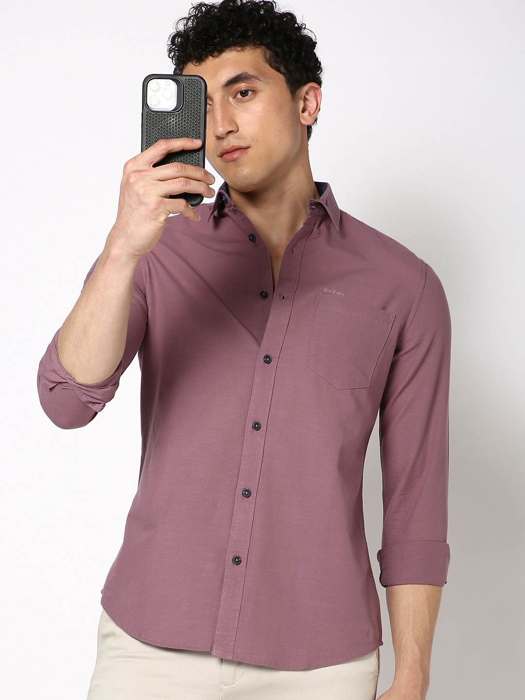 

Blue Buddha Men Sport Fit Spread Collar Solid Cotton Casual Shirt, Mauve