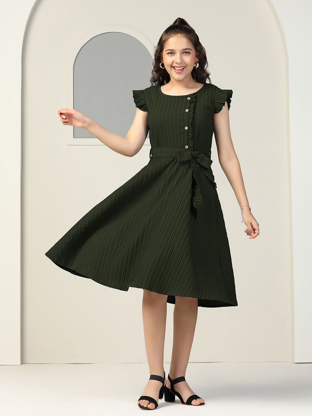 

YK Girls Round Neck Flutter Sleeves Fit and Flare Dress, Green