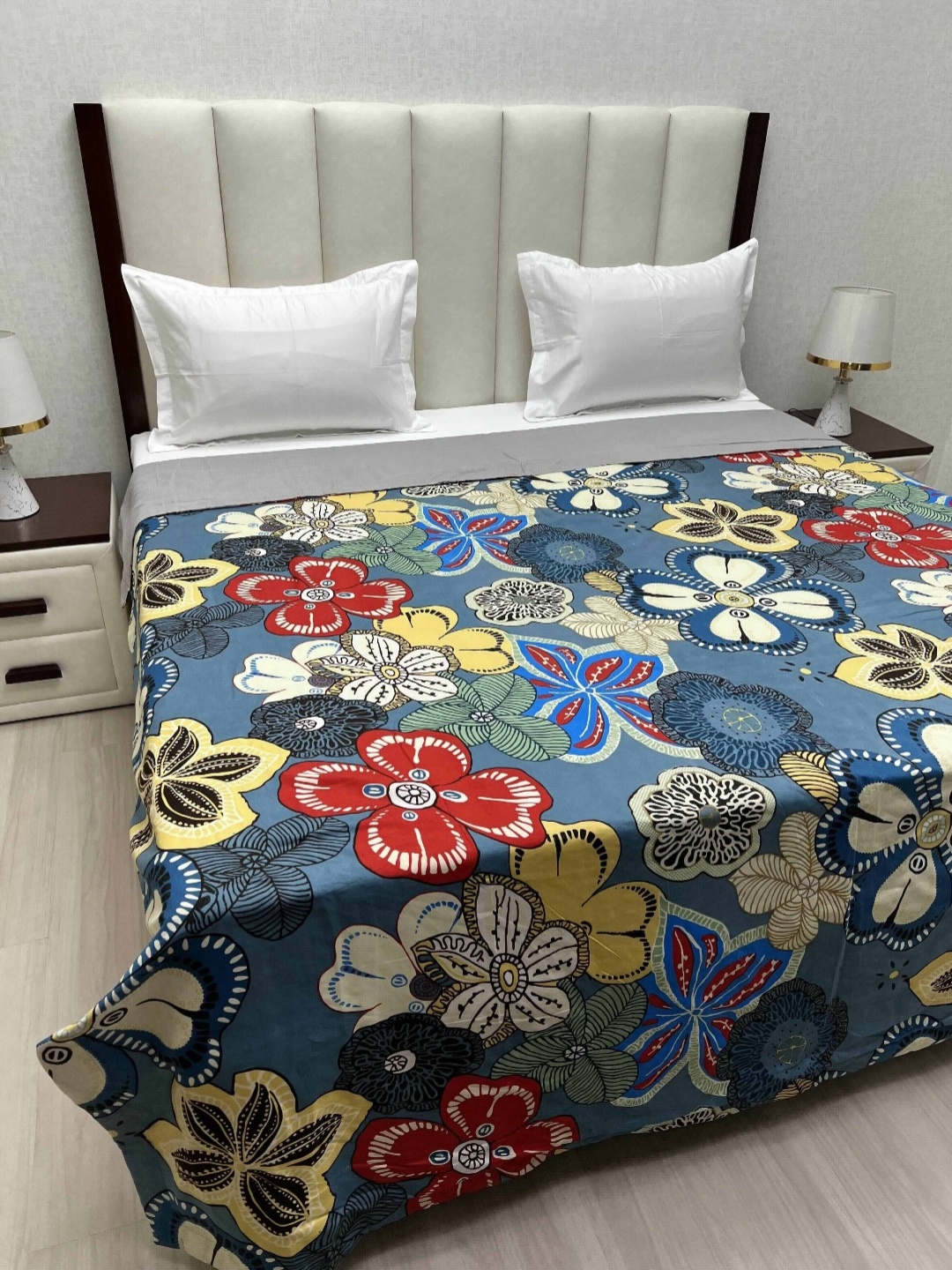 

Pure Decor Comfy Fur Blue Printed 150 GSM Microfiber AC Room Double King Bed Comforter