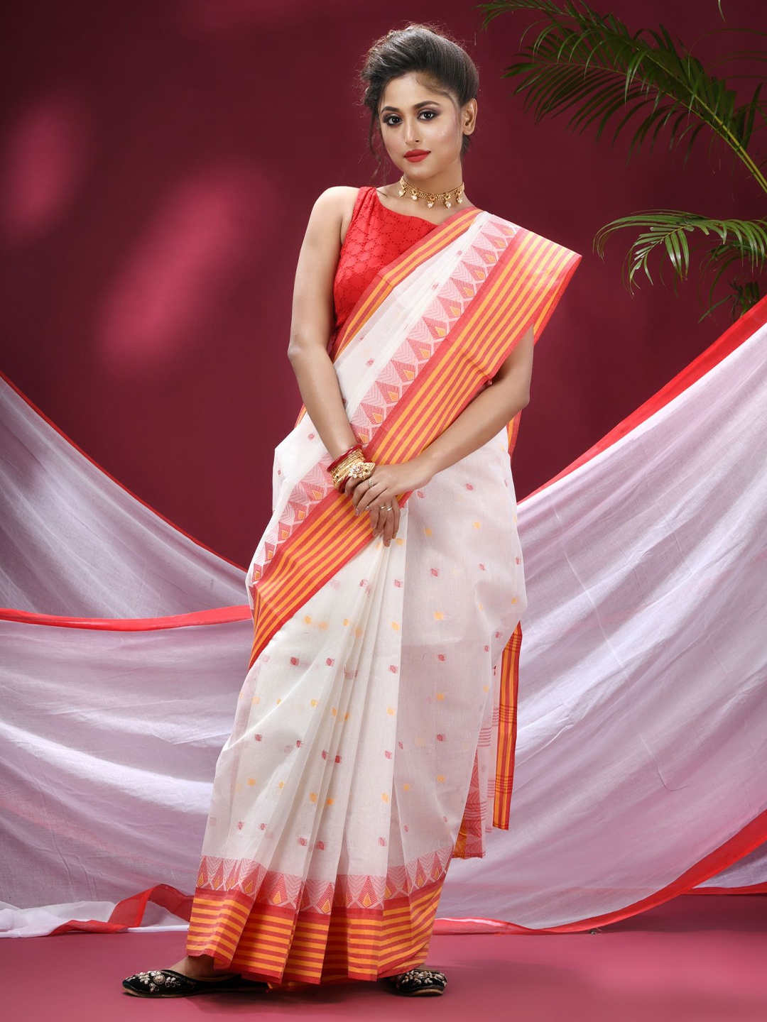 

TANTLOOM Women Woven Design Pure Cotton Taant Saree, White