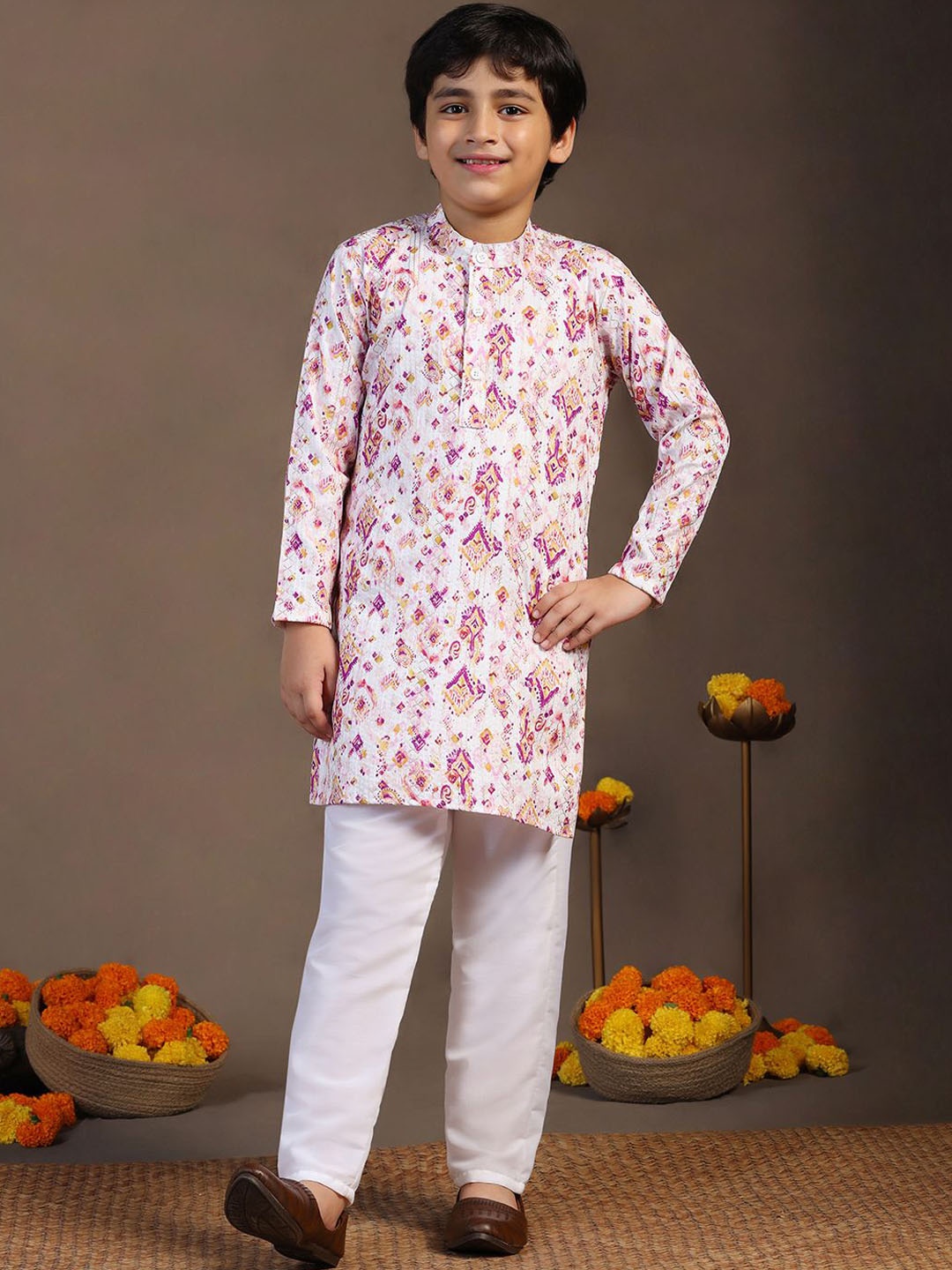 

Sangria Purple & White Boys Floral Printed Band Collar Straight Kurta With Trouser