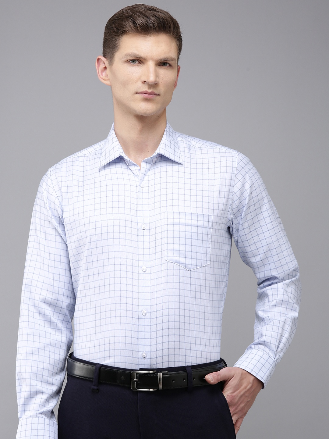 

Van Heusen Custom Fit Checked Pure Cotton Formal Shirt, Blue