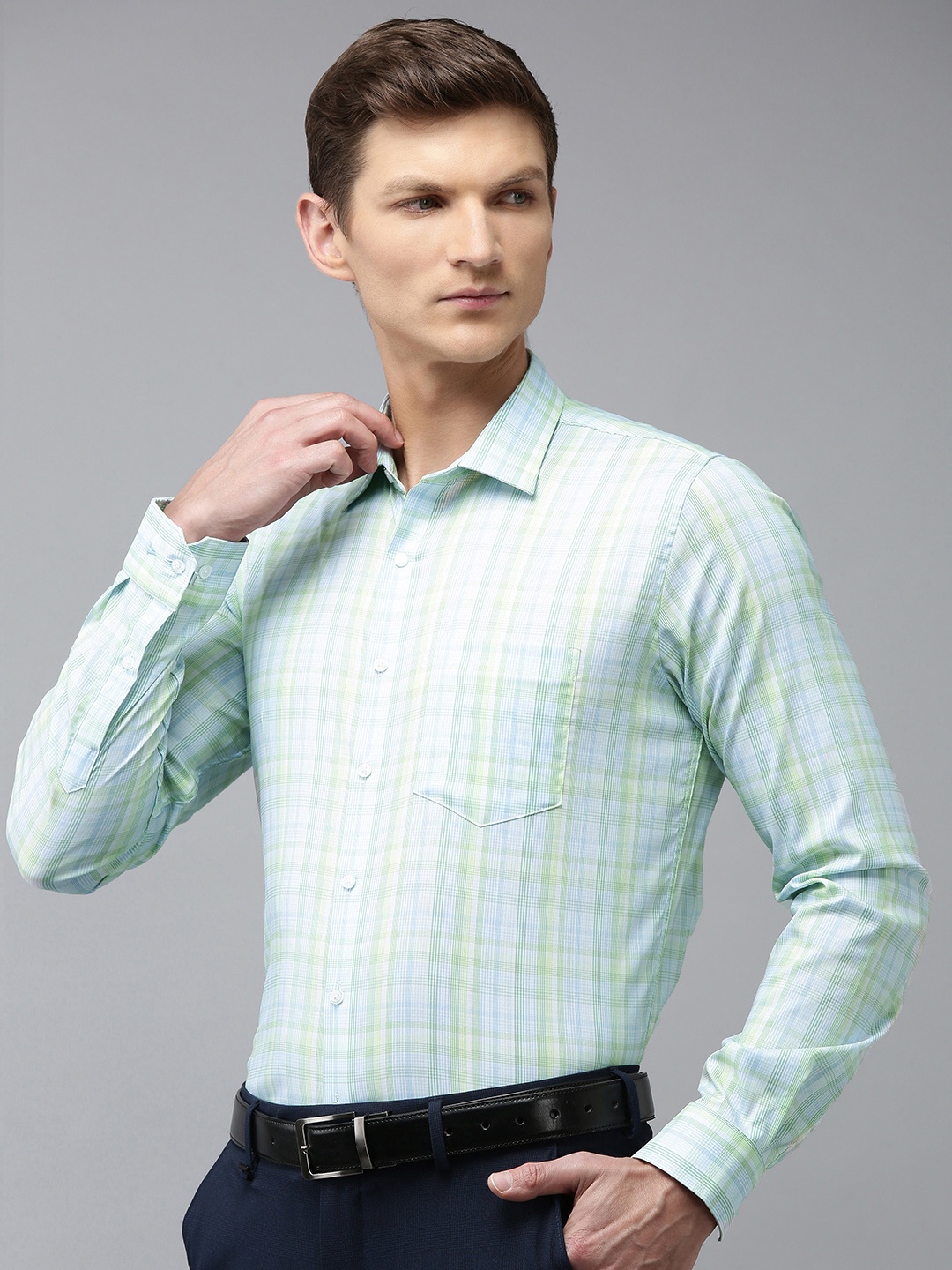 

Van Heusen Slim Fit Opaque Checked Formal Shirt, Green