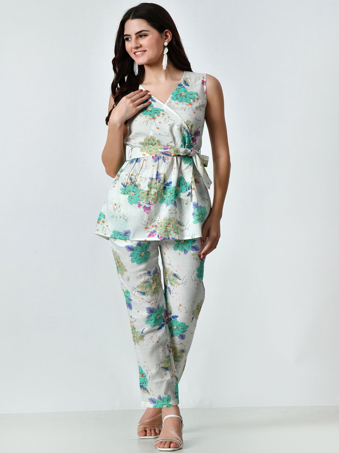 

VAPPSYAM Floral Printed Pure Cotton Top With Trousers Co-Ords, Green