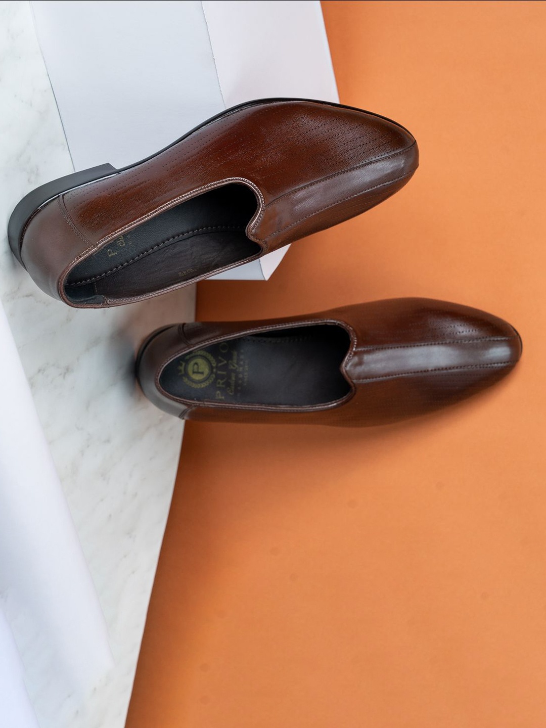 

PRIVO by Inc.5 Men Leather Mojaris, Maroon