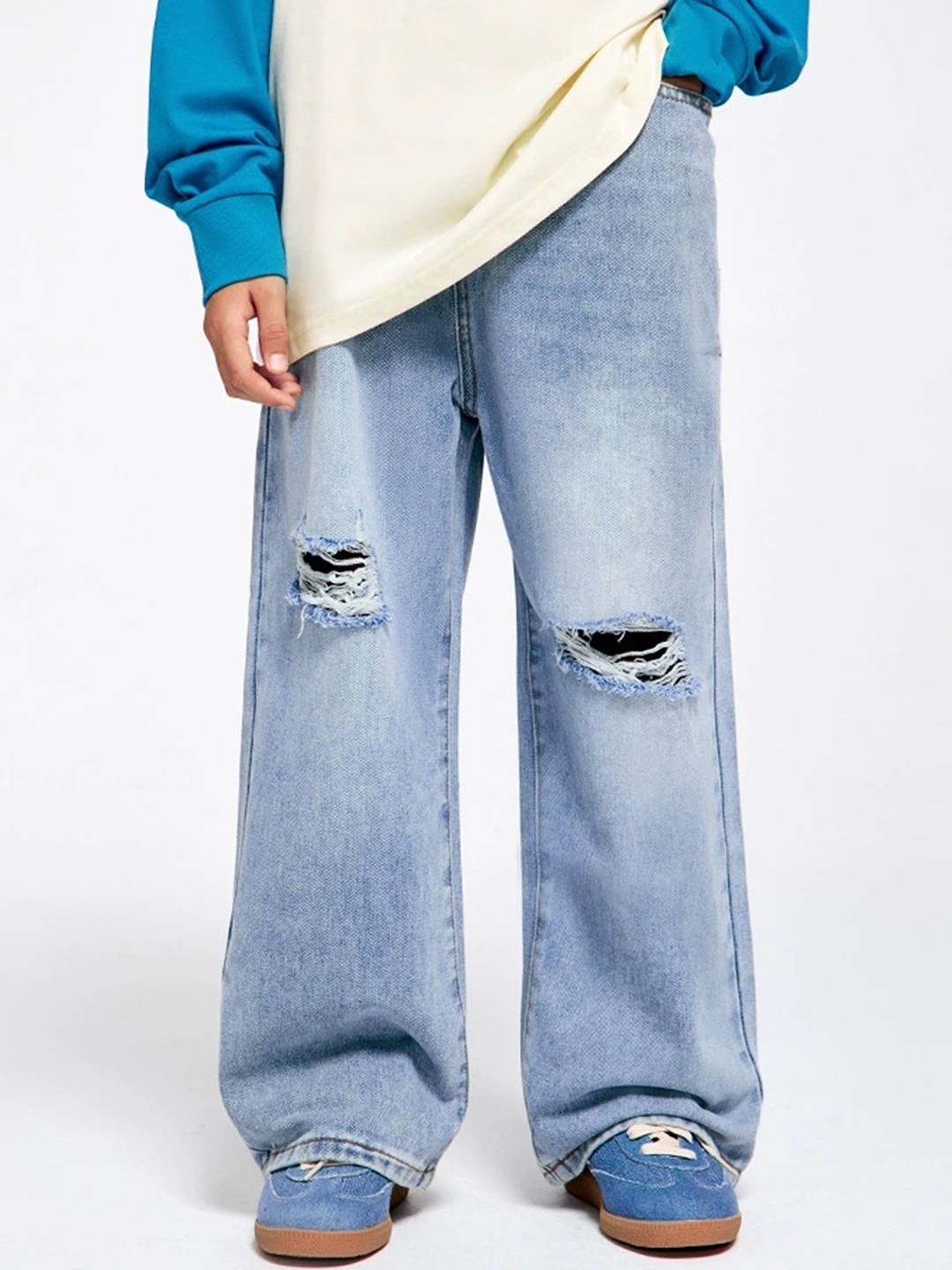 

LULU & SKY Boys Wide Leg High-Rise Slash Knee Light Fade Jeans, Blue