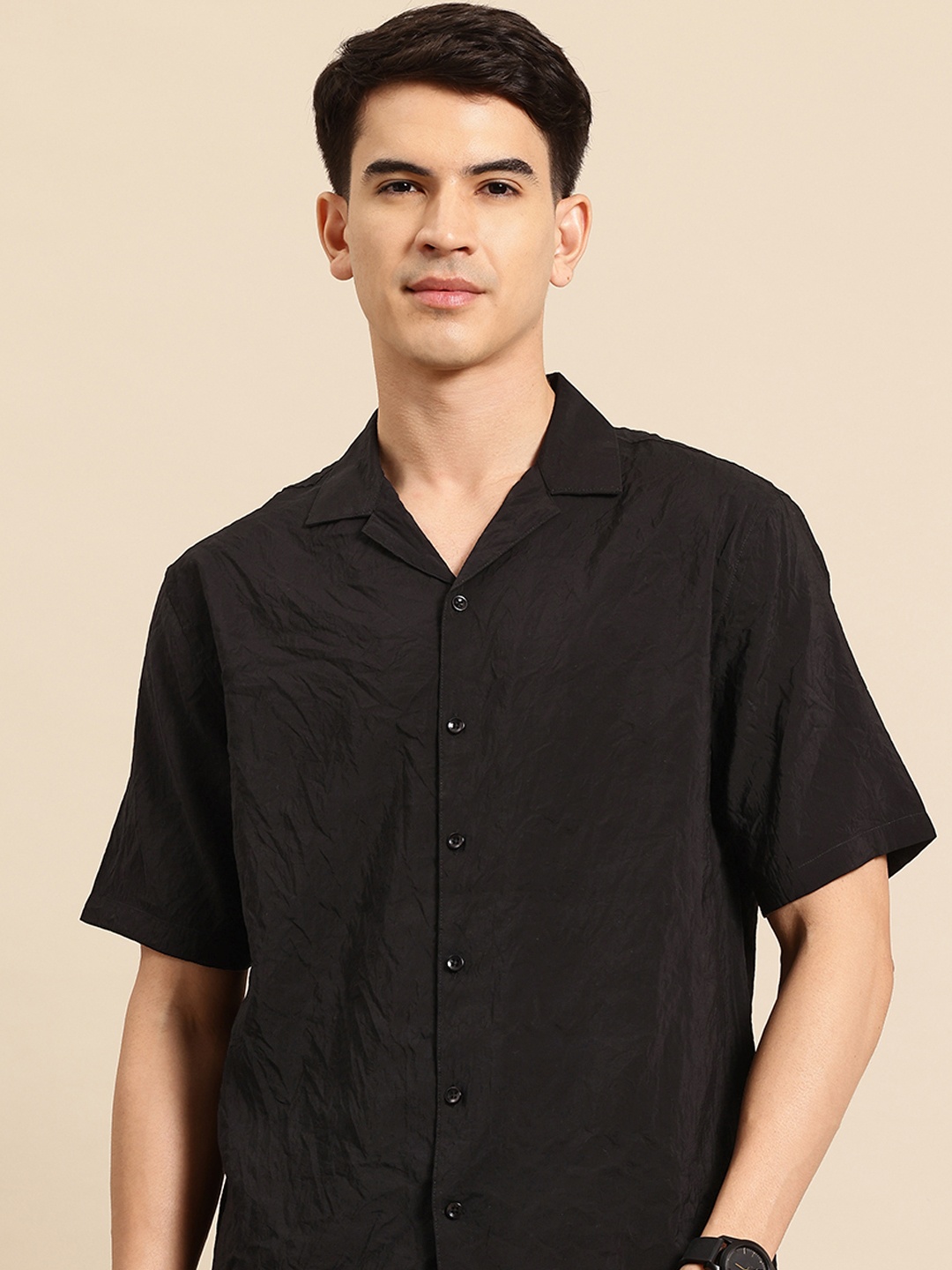 

Mast & Harbour Men Crinkled Relaxed Fit Casual Shirt, Black