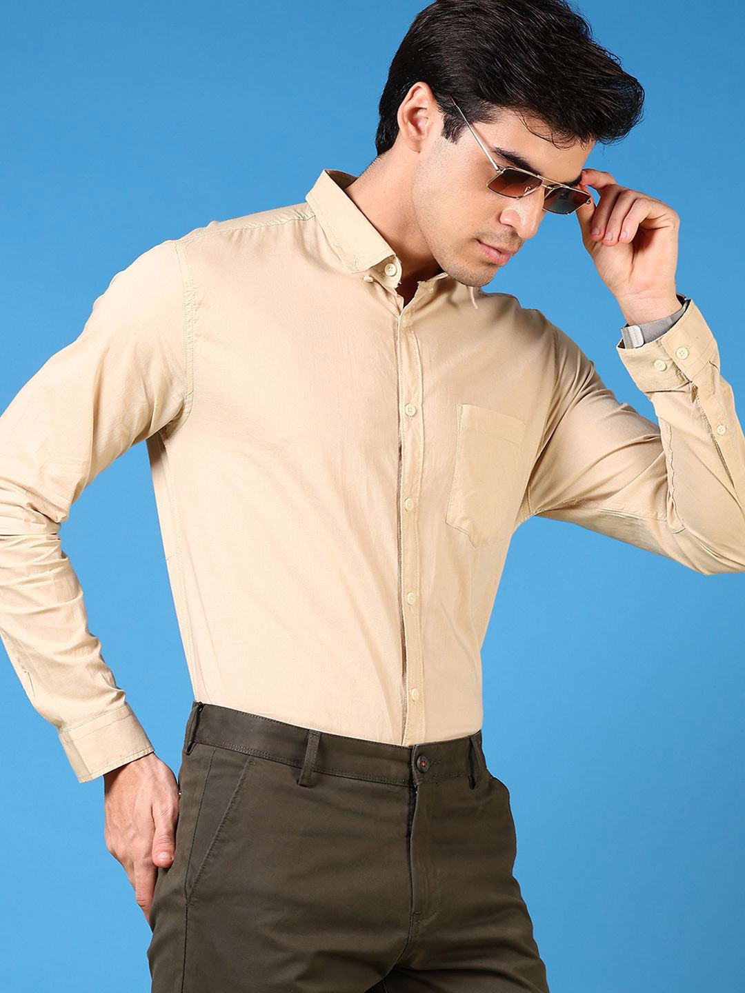 

V-Mart Men Slim Fit Spread Collar Solid Cotton Formal Shirt, Beige