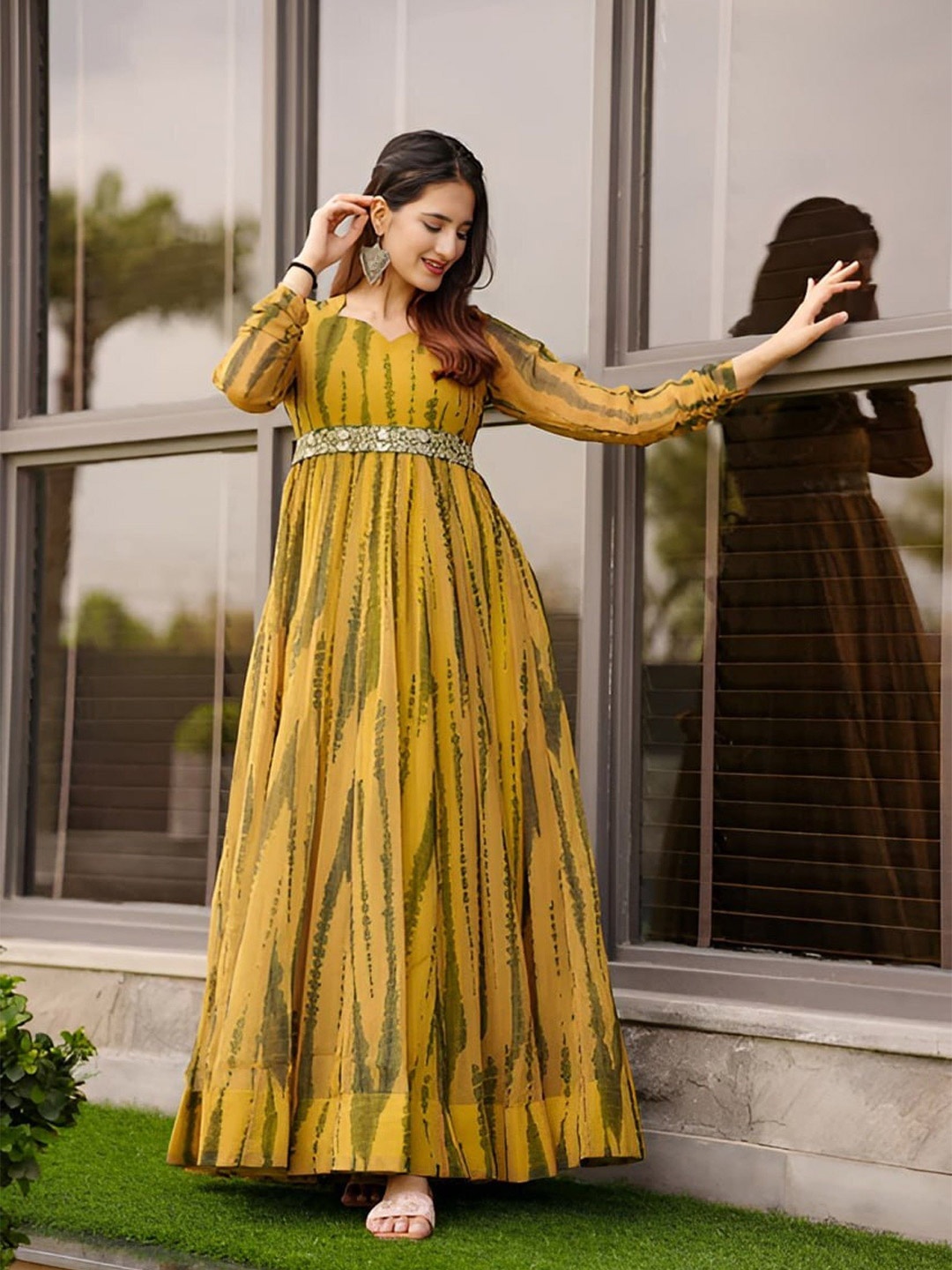 

Raiyani Fashion Women Abstract Printed Cotton Gown Dress, Yellow