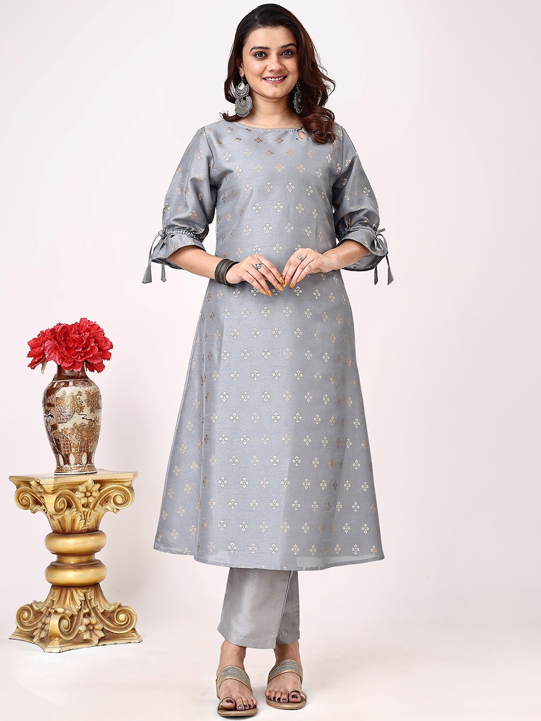 

FAB GALAXY Floral Printed Puff Sleeves Chanderi Silk A-Line Kurta, Grey