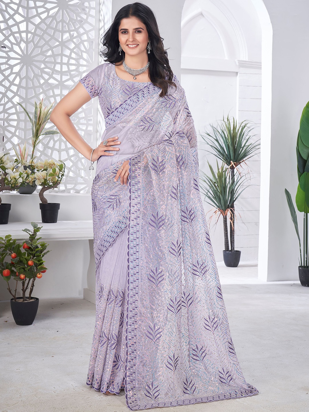 

Vintro Floral Embroidered Tissue Saree, Violet