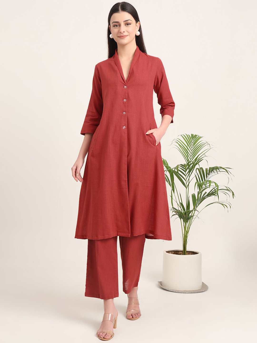 

Thevasa Boho Harmony V-Neck Pure Cotton Kurta With Trousers, Rust