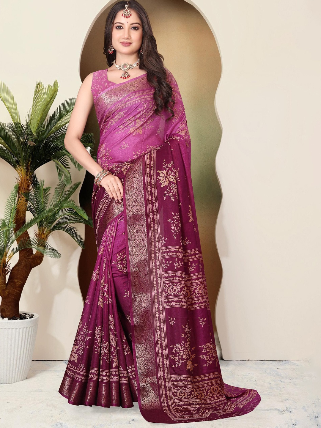 

SUPERLAXMI Floral Woven Design Zari Saree, Purple