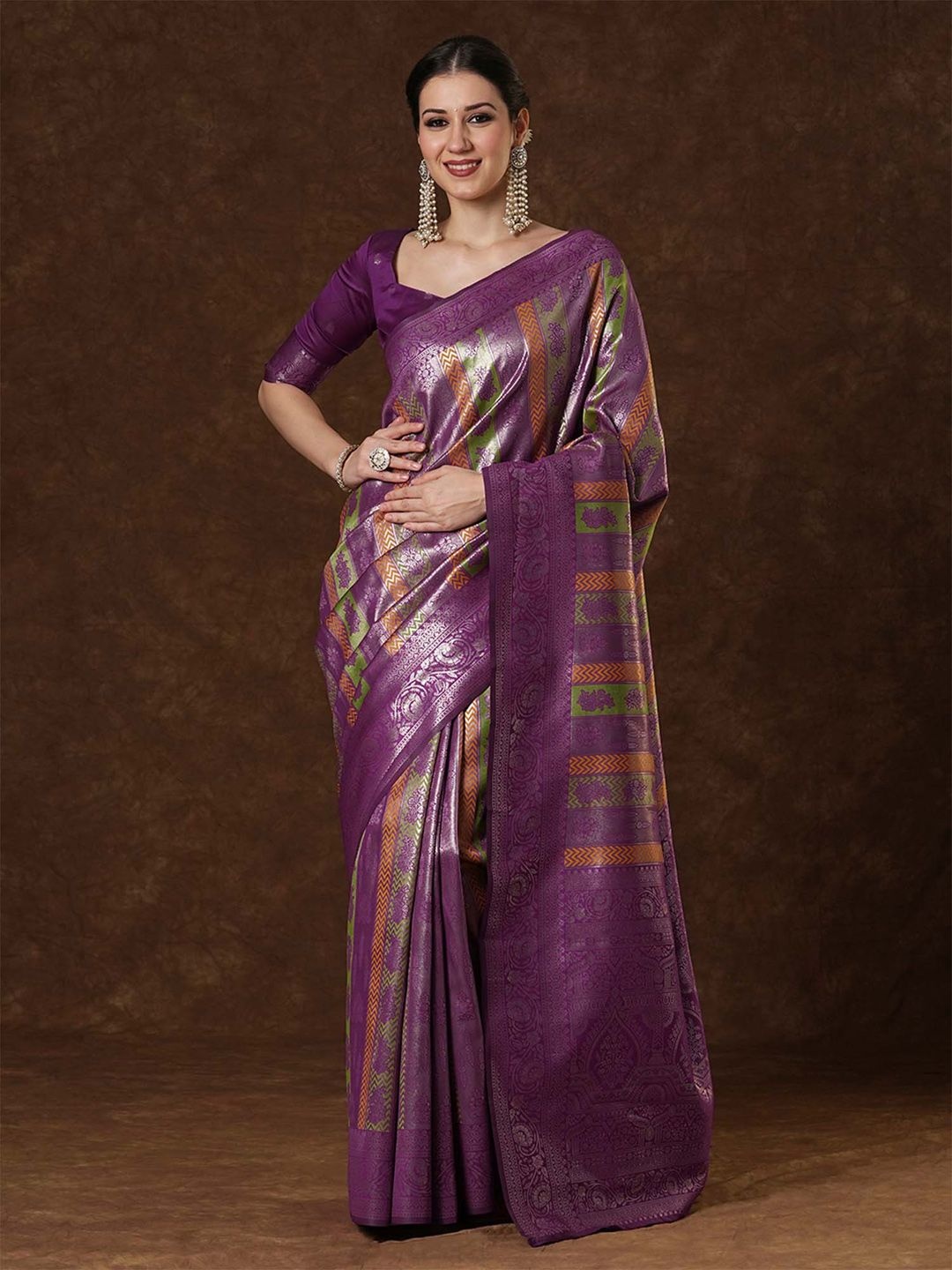 

Saree mall Floral Zari Silk Blend Kanjeevaram Sarees, Purple