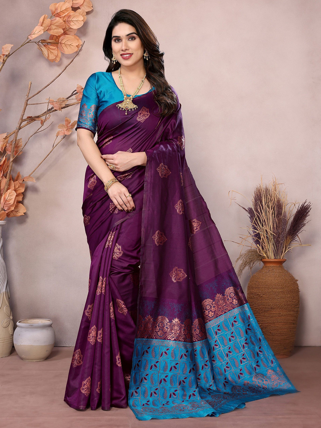 

VEDANT VASTRAM Ethnic Motifs Woven Design Zari Banarasi Saree, Purple