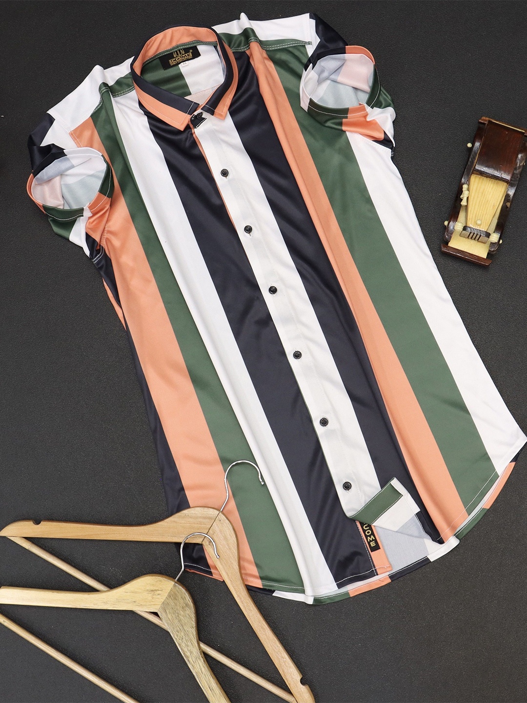 

iCome Men Spread Collar Vertical Striped Casual Shirt, White