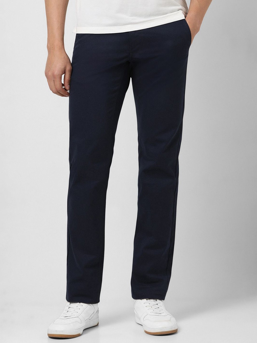 

Van Heusen Sport Men Cotton Slim Fit Trousers, Navy blue