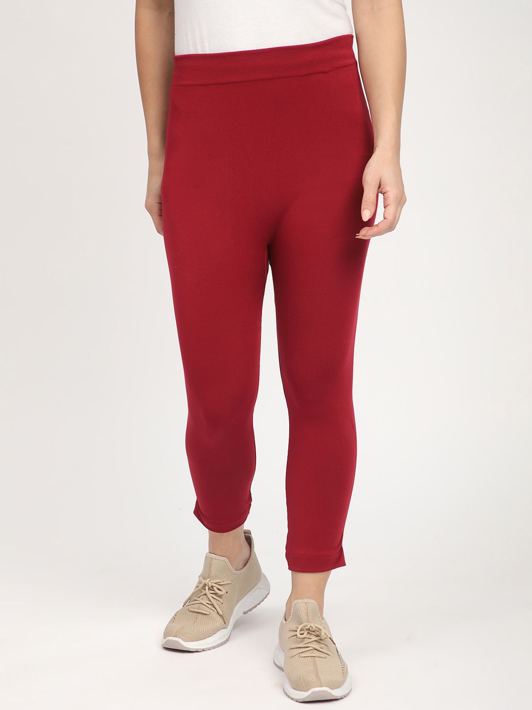 

R&B Women Capris, Red