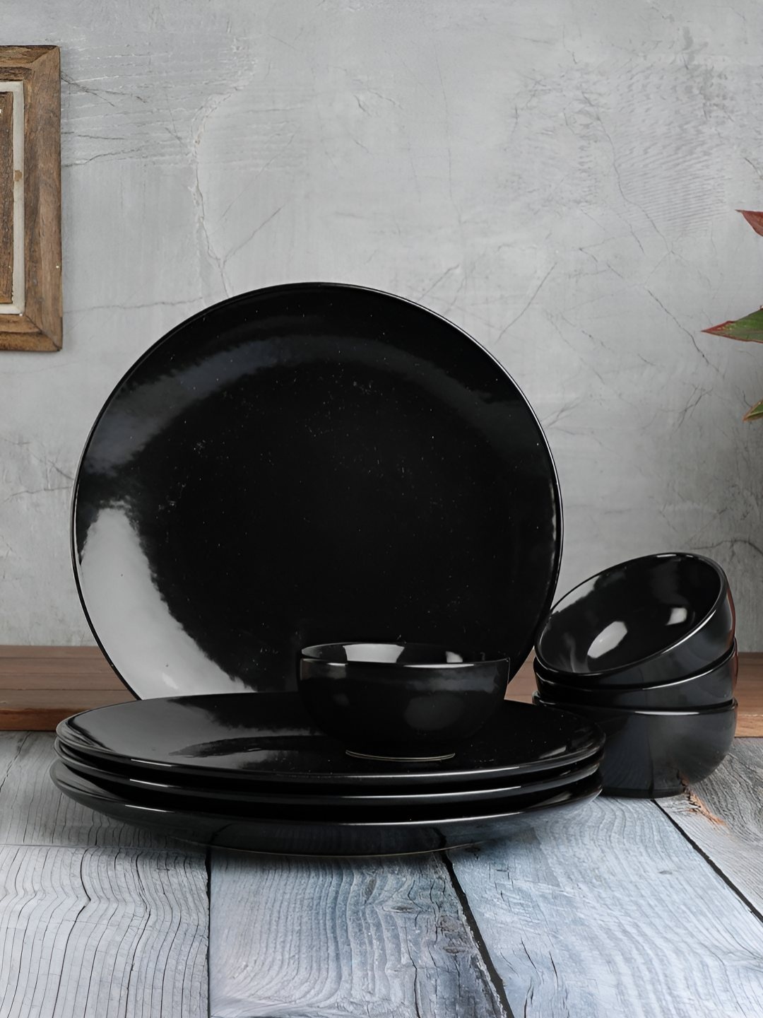 

Myntra Elegant Homes Black 8 Pieces Ceramic Dishwasher and Microwave Dinner Set