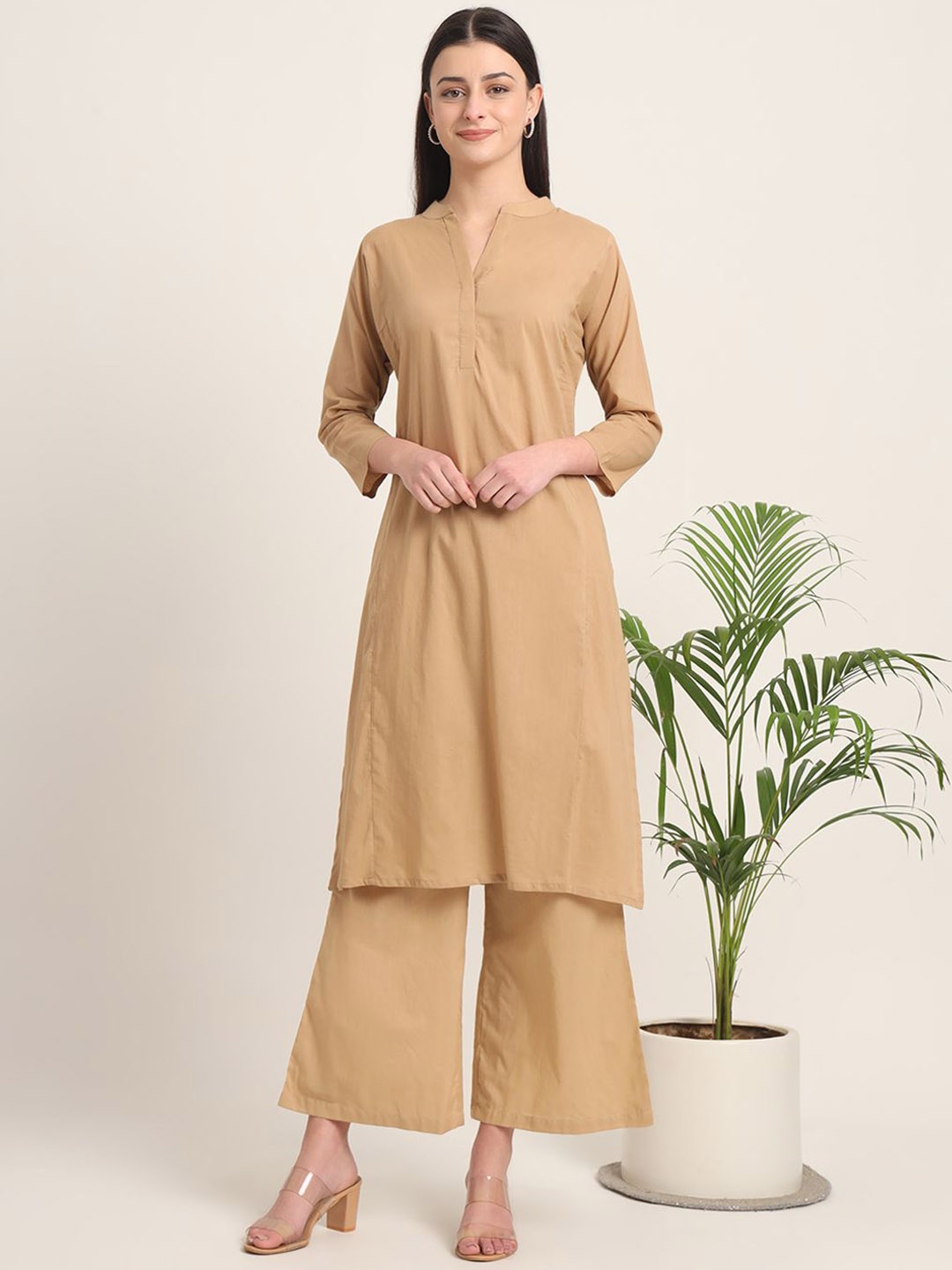 

Thevasa Mandarin Collar Pure Cotton Tunic With Trousers, Beige