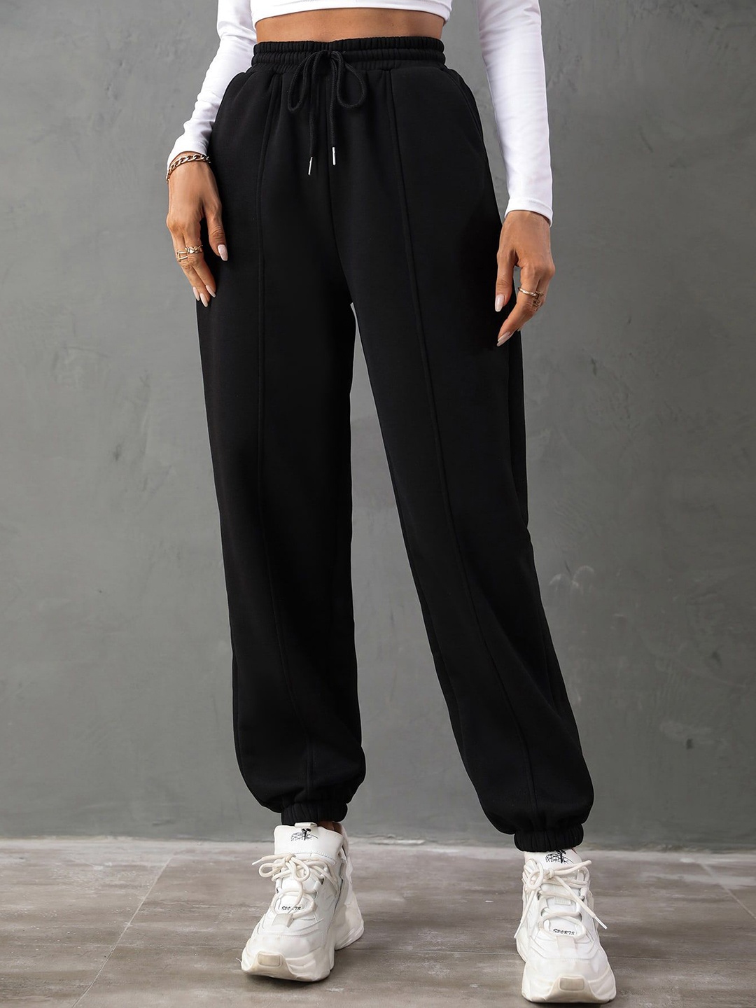 

CORSICA Women Loose Fit High-Rise Joggers Trousers, Black