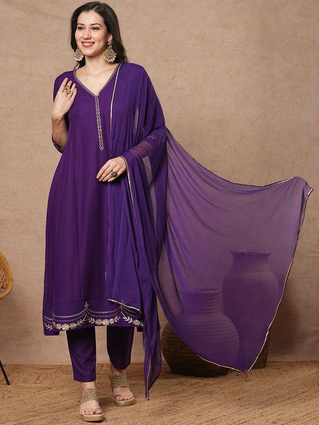 

GoSriKi Gotta Patti V-Neck Anarkali Kurta With Trousers And Dupatta, Purple