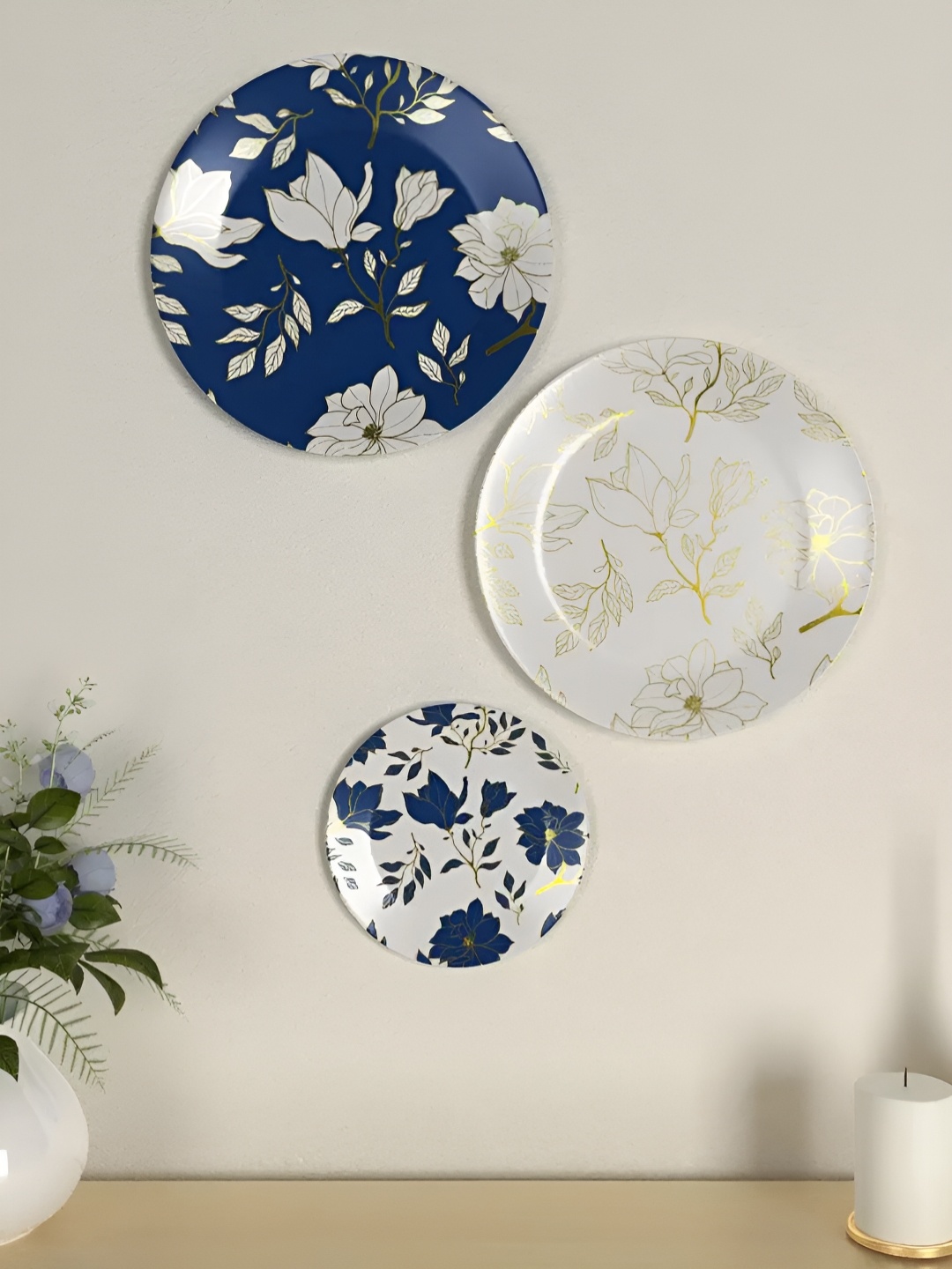 

Homscape Assorted 3 Pieces Floral Printed Ceramic Wall Plates