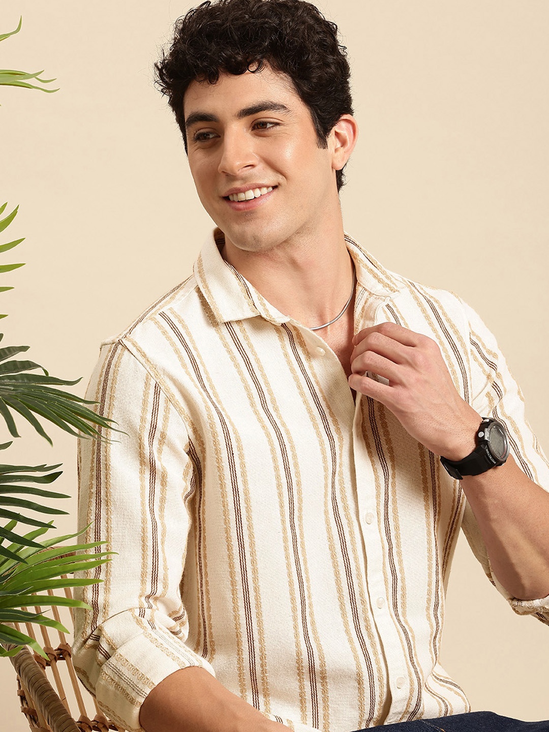 

Mast & Harbour Self Vertical Striped Casual Shirt, Beige