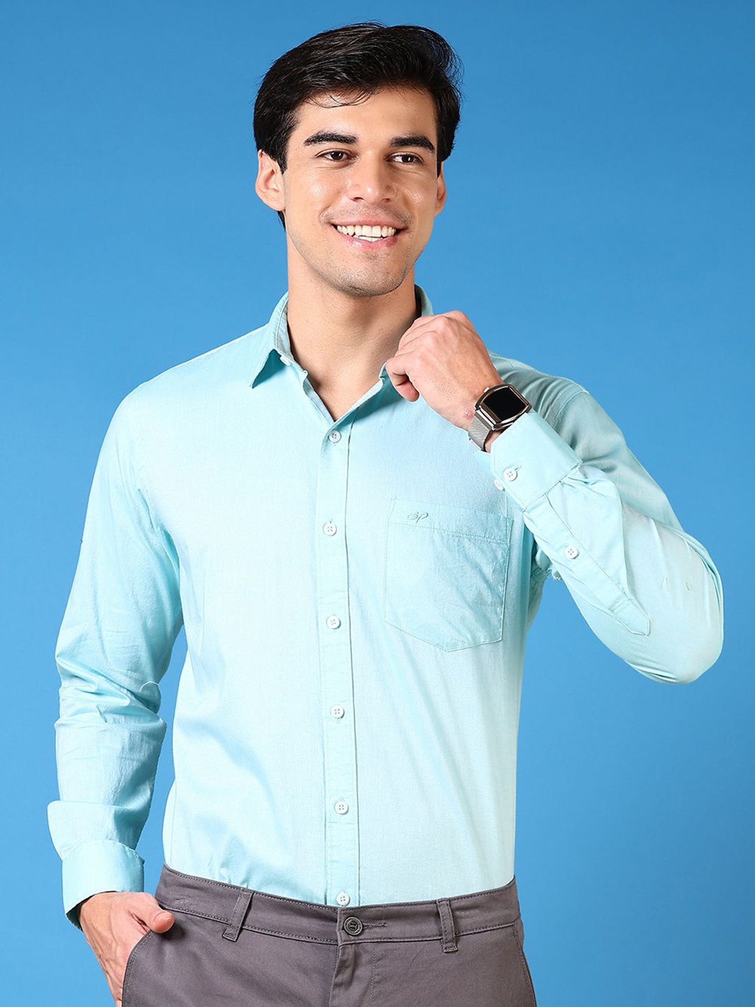 

V-Mart Men Spread Collar Solid Cotton Formal Shirt, Blue