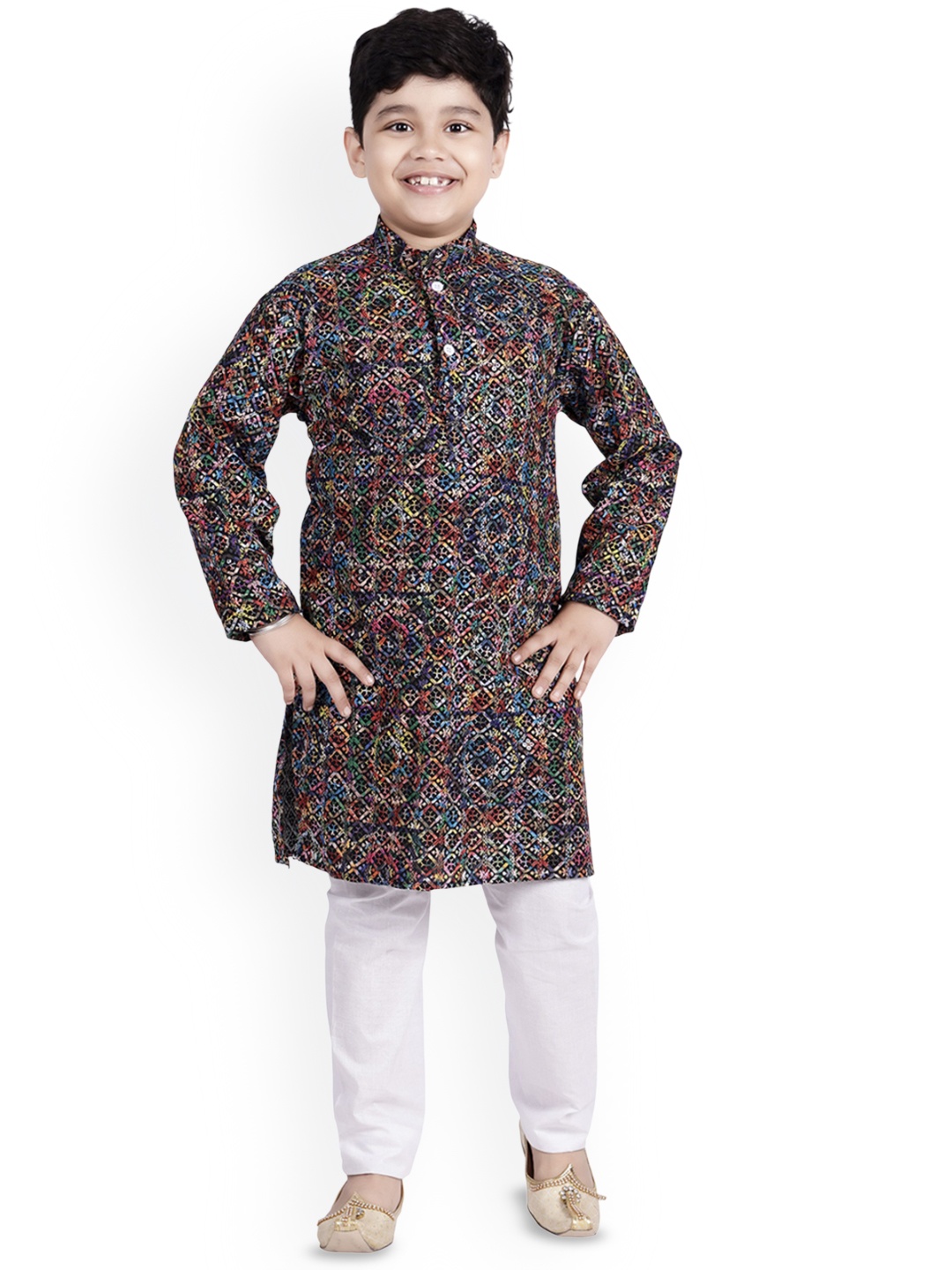 

BAESD Boys Geometric Printed Mandarin Collar Straigth Kurta With Trousers, Black