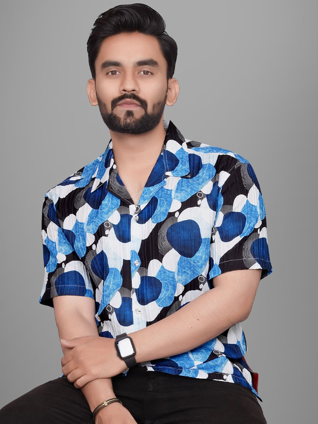 

Metronaut Men Semi Sheer Printed Casual Shirt, Blue