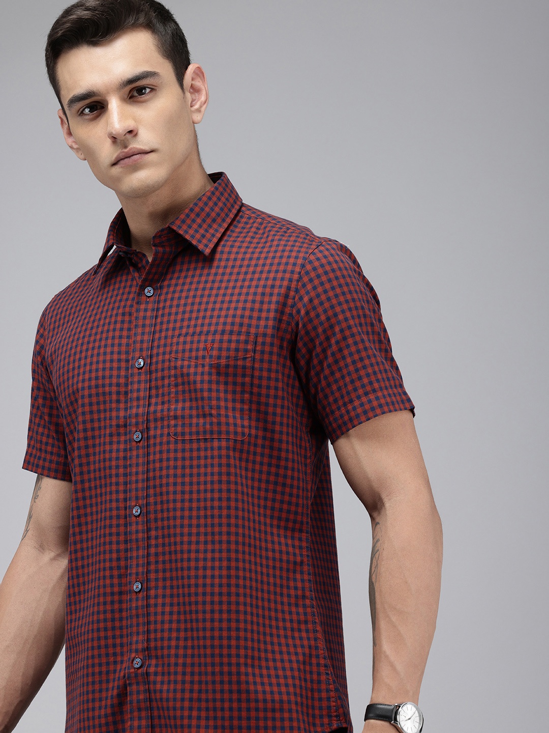 

Van Heusen Sport Slim Fit Checked Pure Cotton Casual Shirt, Maroon