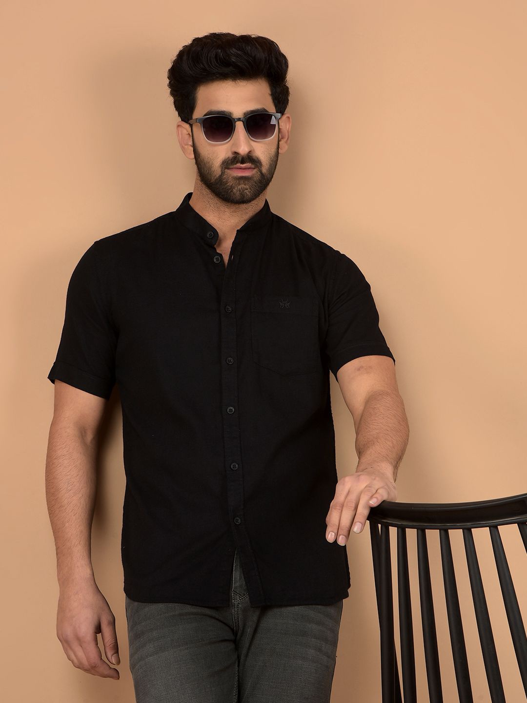 

Crimsoune Club Men Classic Slim Fit Band Collar Solid Cotton Casual Shirt, Black