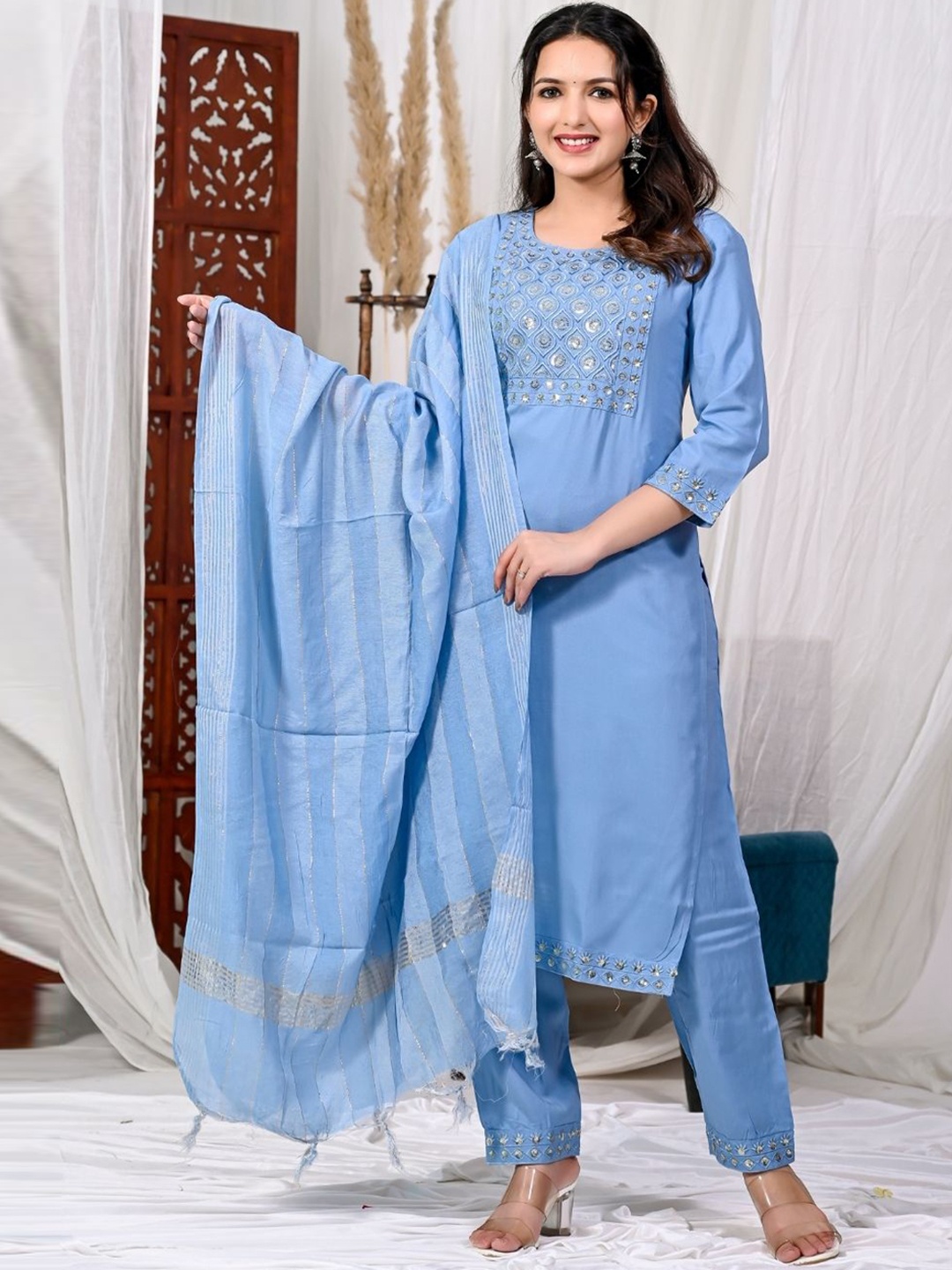 

KARAGRE Geometric Embroidered Sequinned Straight Kurta With Trouser And Dupatta, Blue