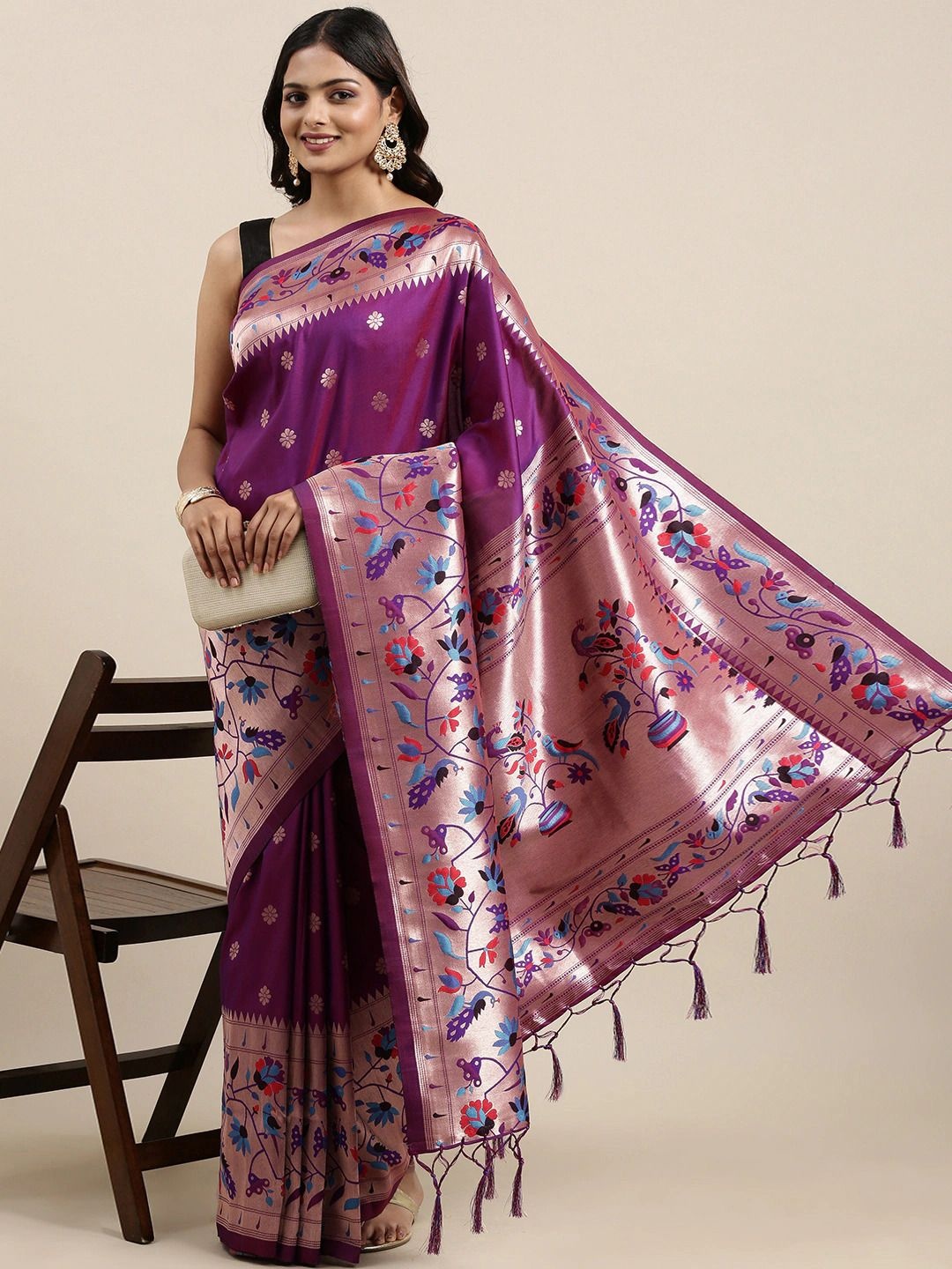 

DIVASTRI Woven Design Zari Paithani Saree With Unstitched Blouse Piece, Purple