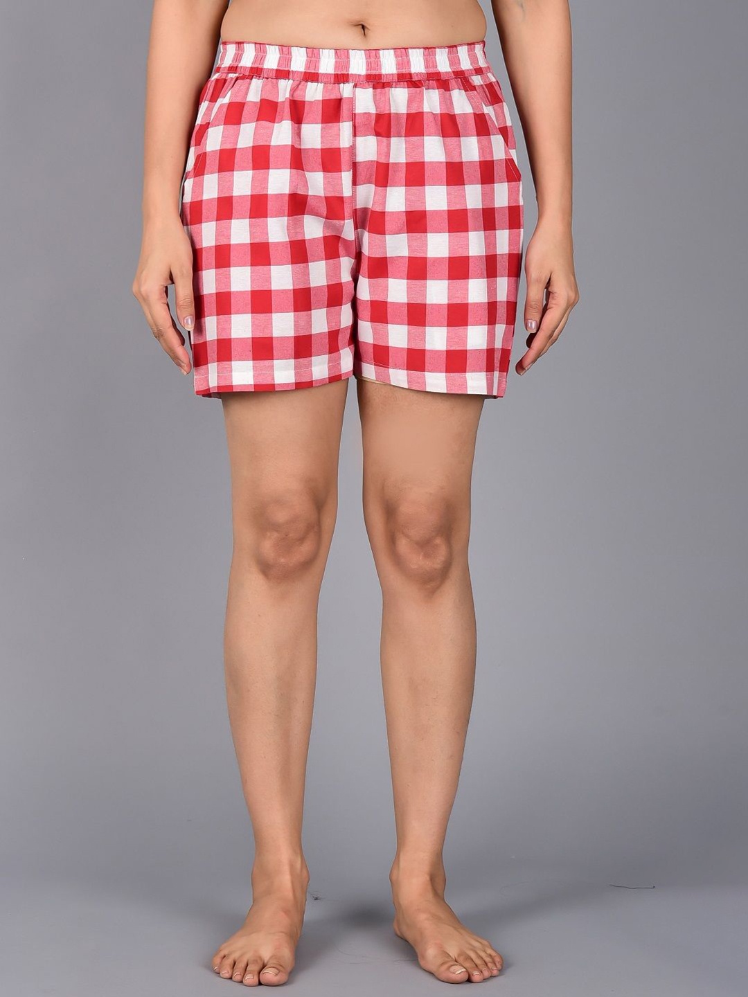 

ATARAH Women Checked Regular Fit Shorts, Red