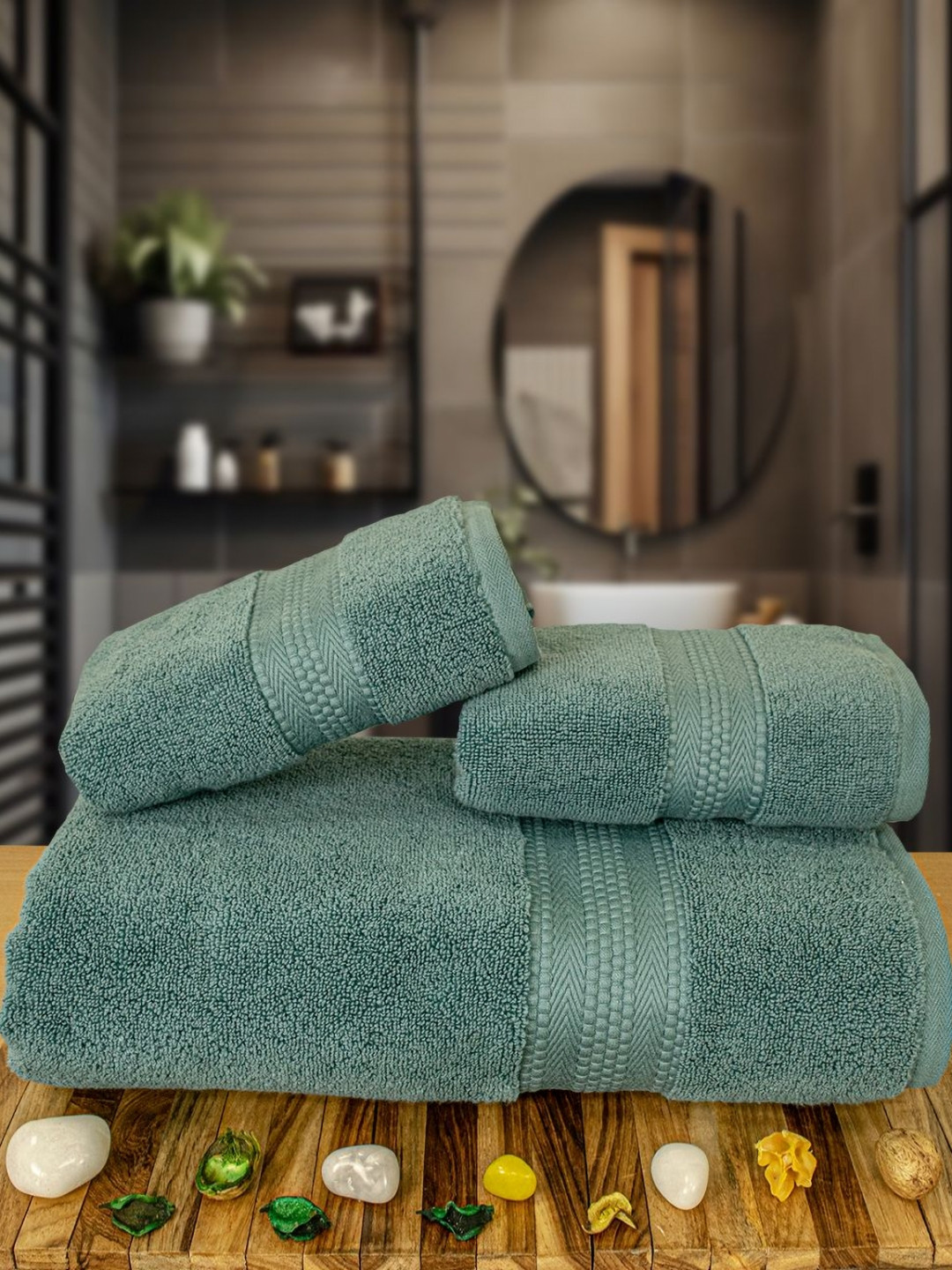 

Myntra Elegant Homes Green 3 Pieces Self Design Pure Cotton 600 GSM Towel Set