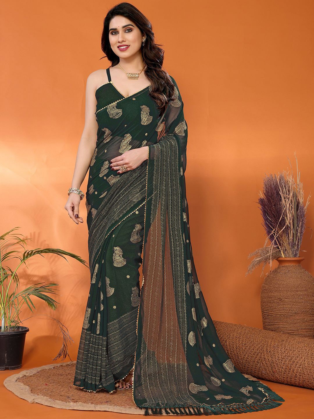 

LeeliPeeri Designer Ethnic Motifs Zari Poly Georgette Designer Saree, Green