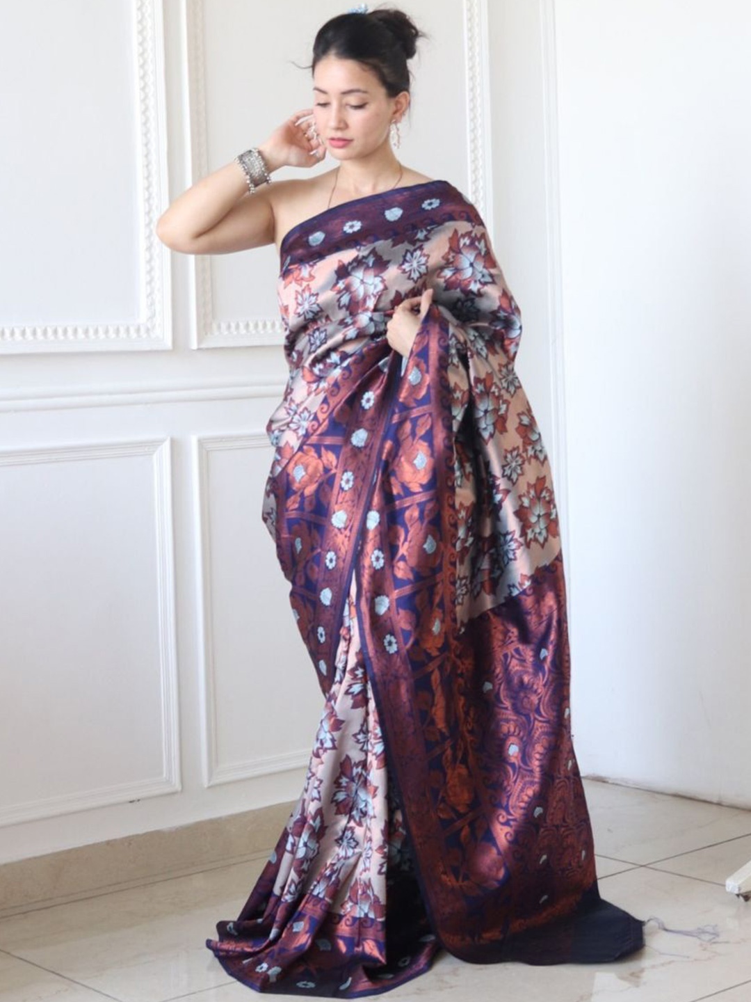 

Areca Designer Woven Design Zari Banarasi Saree, Purple