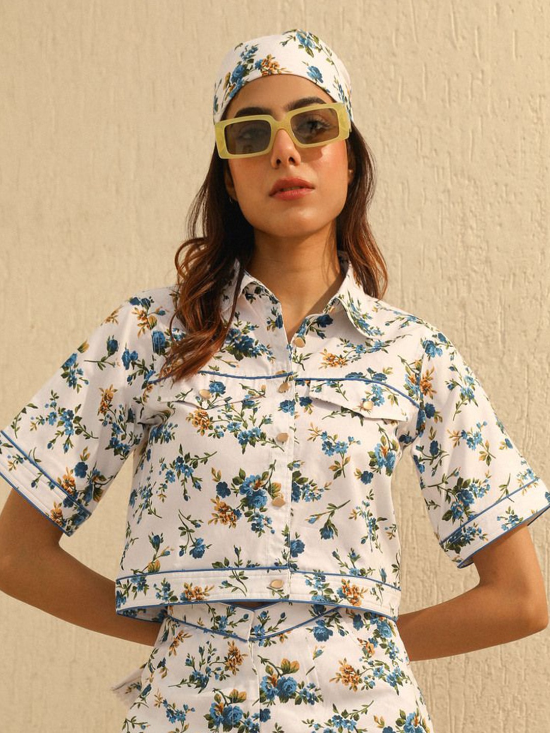 

YA-SA Floral Print Cotton Shirt Style Crop Top, White