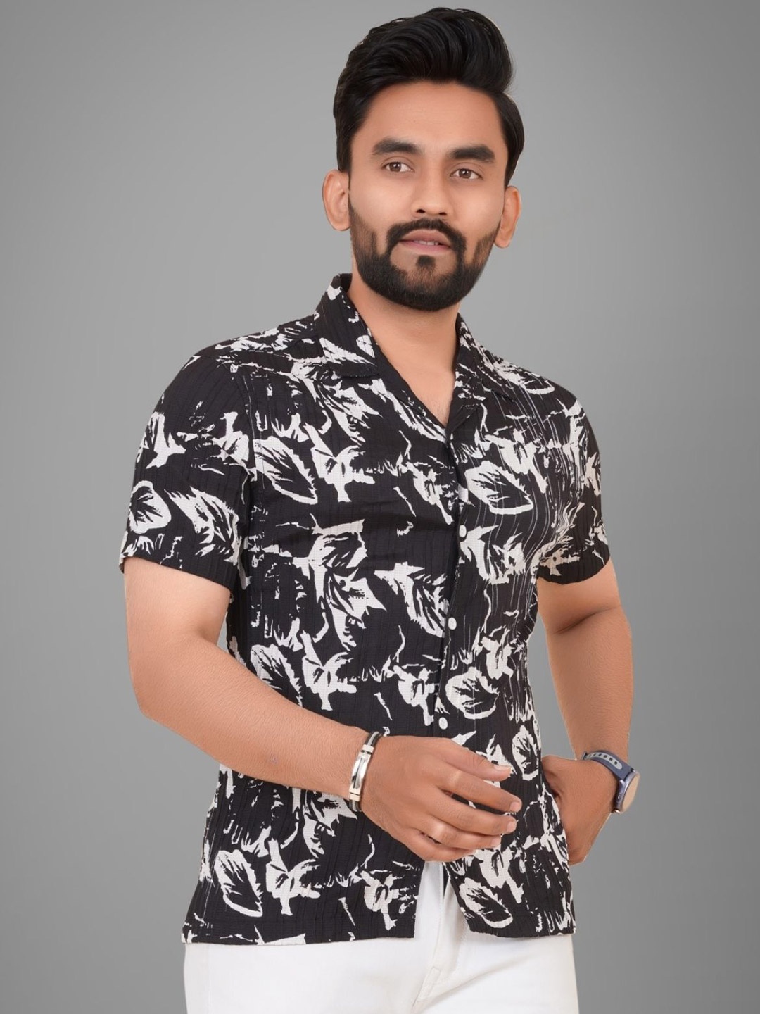 

Metronaut Men Regular Fit Cuban Collar Abstract Printed Cotton Casual Shirt, Black