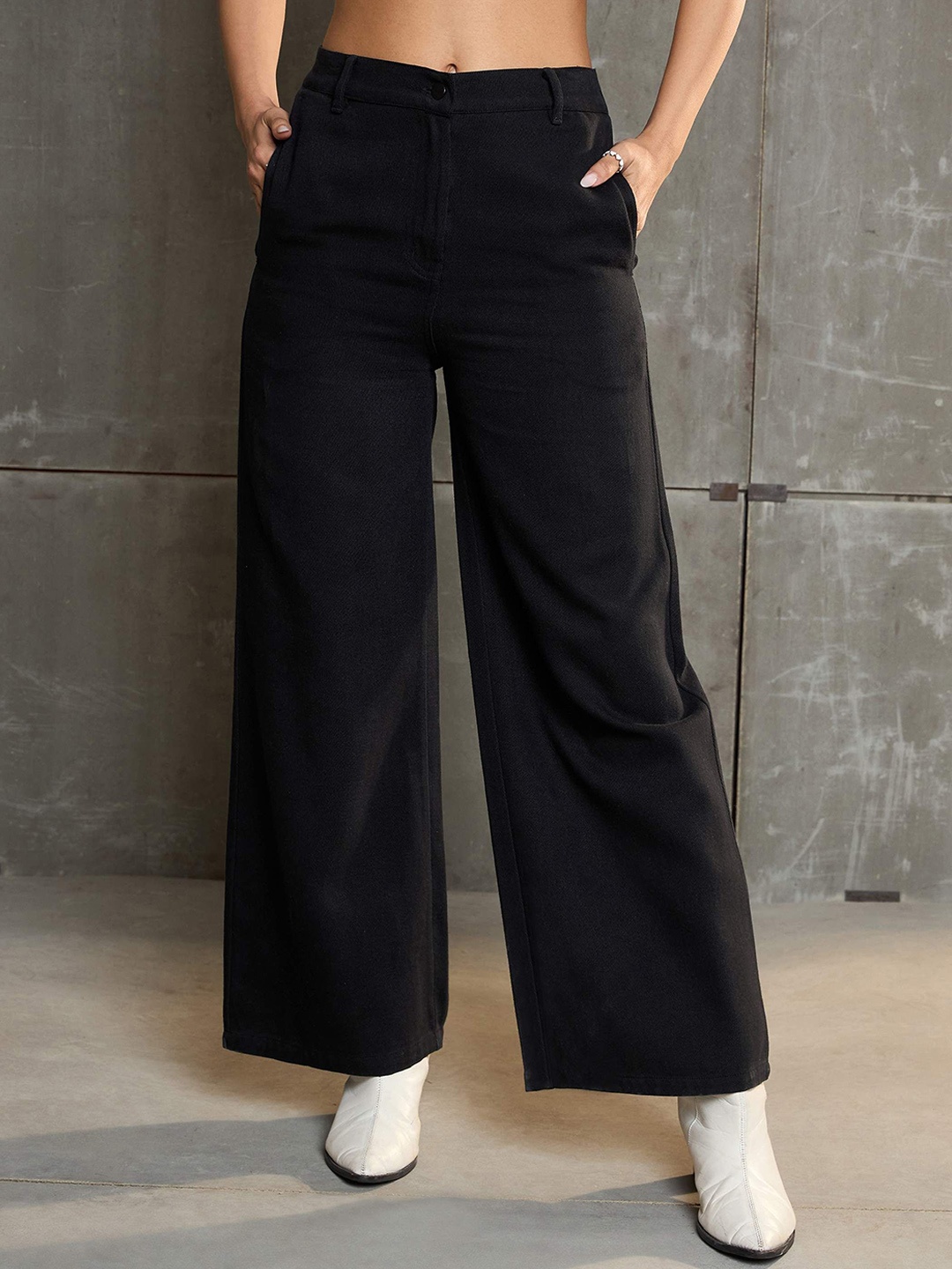 

SASSAFRAS Women Comfort Wide Leg Cotton Jeans, Black