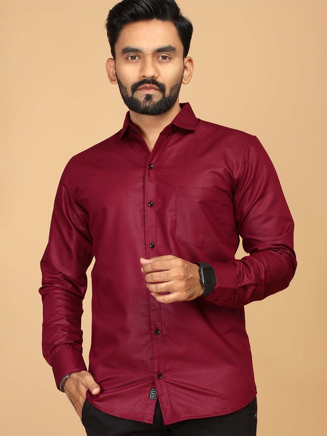 

FABRIPPLE Men Spread Collar Solid Cotton Casual Shirt, Maroon
