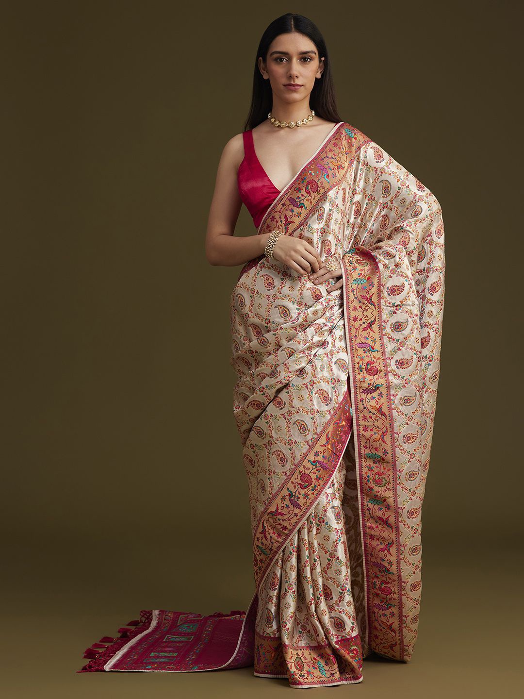 

KALKI Fashion Printed Paisley Saree, Cream