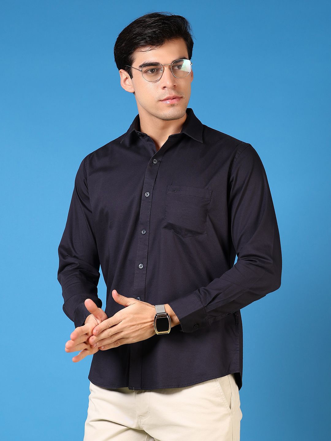 

V-Mart Men Slim Fit Spread Collar Solid Cotton Casual Shirt, Navy blue