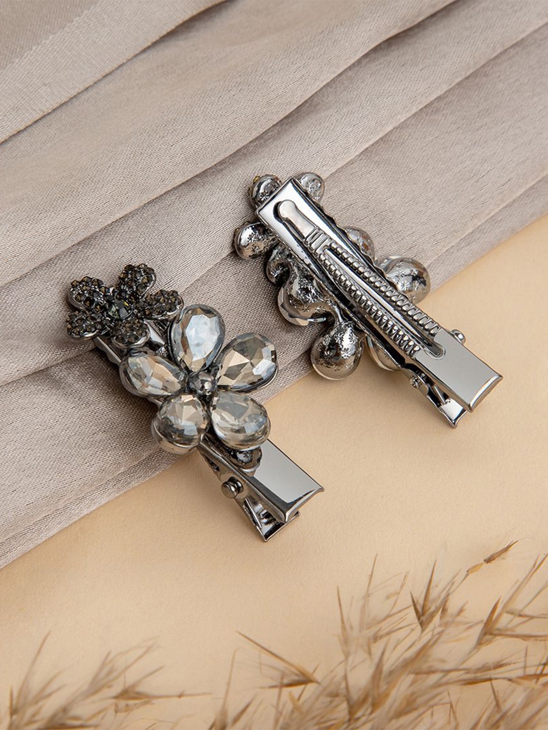 

Radhu & Kabby Women Stone Studded Hair Clip, Silver