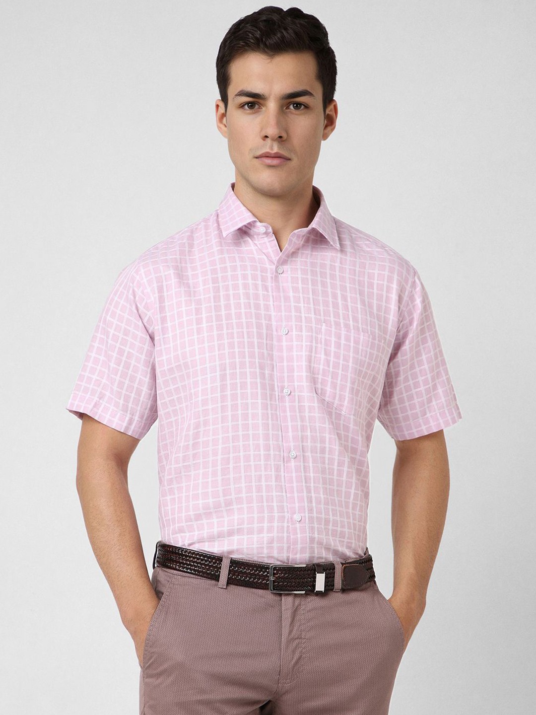 

Van Heusen Men Spread Collar Checked Formal Shirt, Pink